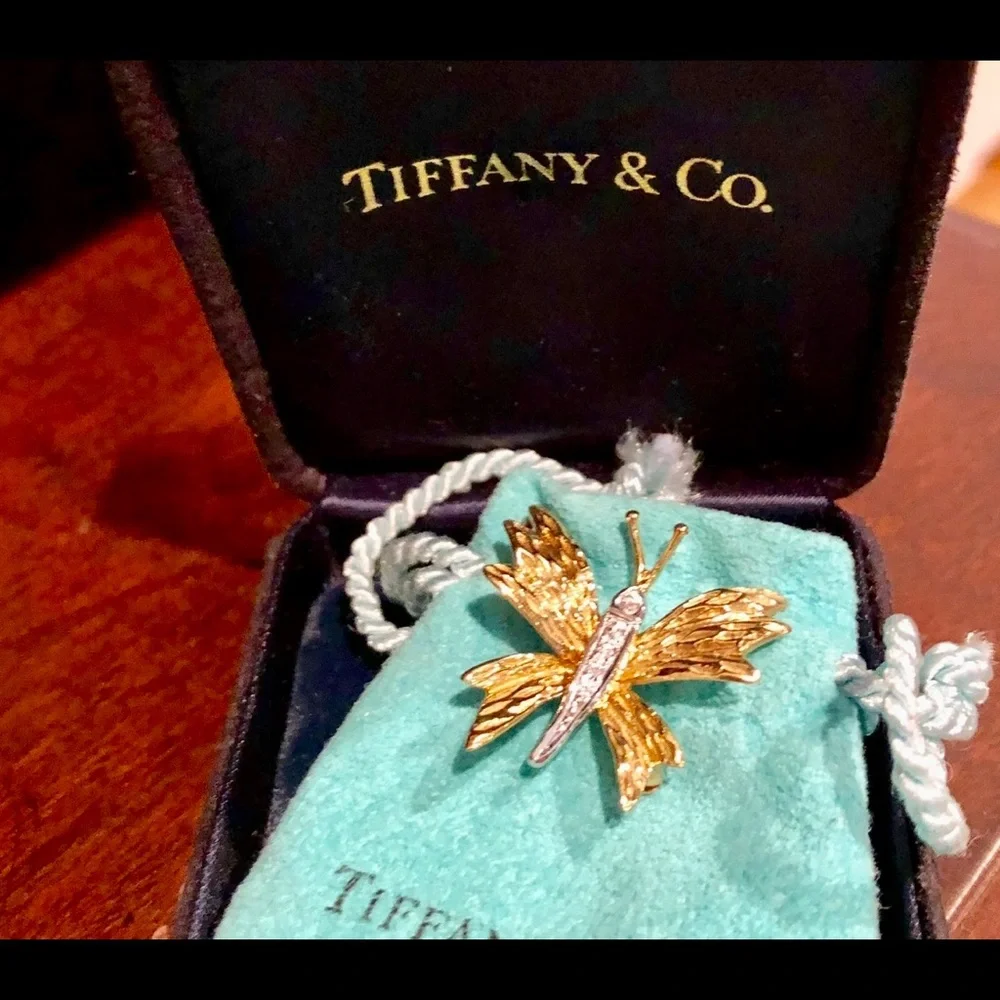 Vintage Tiffany 18K PlatinumDiamond Butterfly Brooch - Picture 2 of 4
